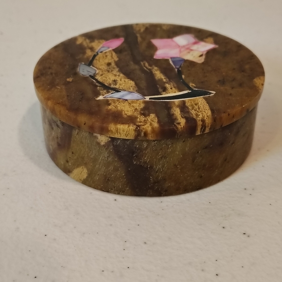 Marble Mother of Pearl Inlay Jewelry Trinket Box - Picture 3 of 5